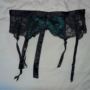 Victoria's Secret Very Sexy Seduction Black and Teal Lace Garter